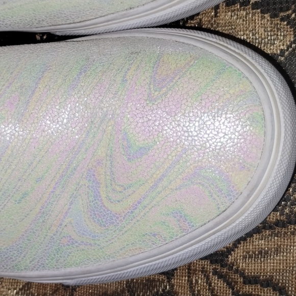 Vans Asher Deluxe Iridescent Slip-On Sneaker Size Women's 11 GUC - Picture 3 of 9